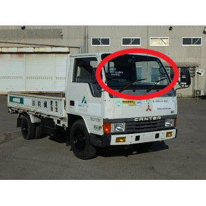 Mitsubishi Canter FE300(стекло лобовое)