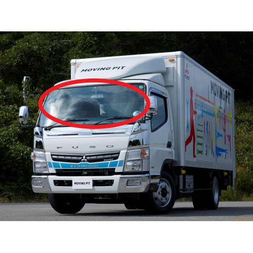 Mitsubishi Fuso T570(стекло лобовое)