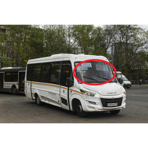 IVECO VSN 700(стекло лобовое)