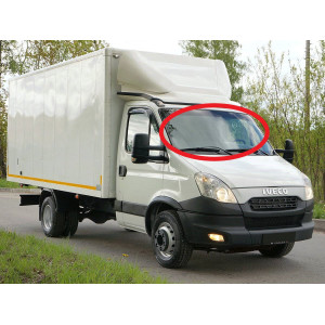IVECO Daily 2(стекло лобовое)