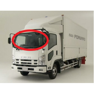 ISUZU FSR 90 FORWARD X73(стекло лобовое)