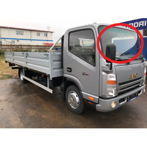 JAC N75/80/120(стекло лобовое)